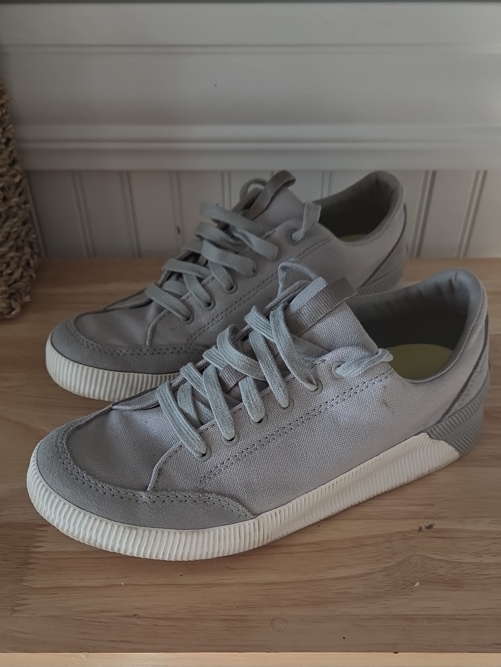 Sorel Out 'N About Sneakers Gray Womens 7
